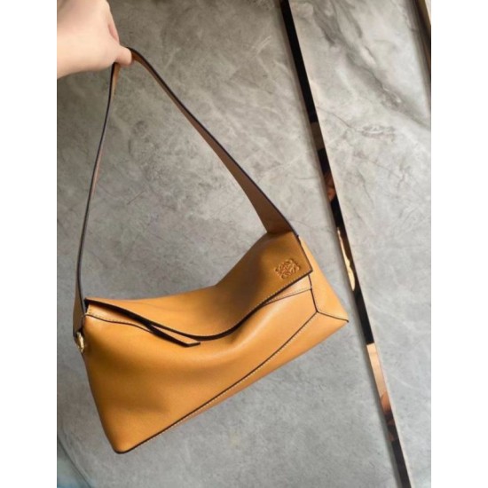 Replica perfetta Loewe Puzzle Hobo Borsa Brown Nappa Calfskin Imitazione Outlet Online