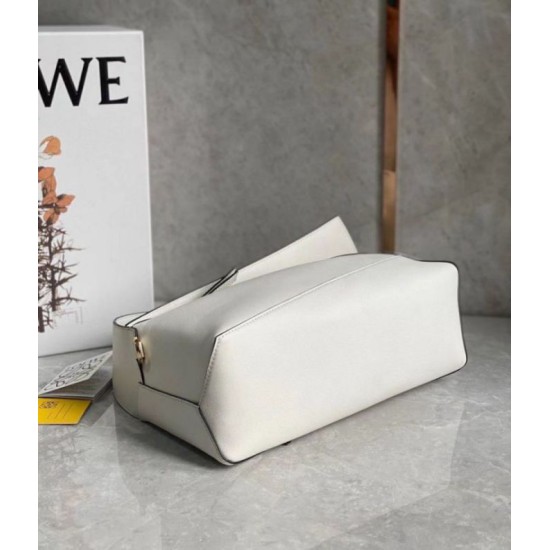 Migliore Replica Borsa Hobo Puzzle Loewe vitello nappa bianca Imitazioni Outlet Italia Miglior Falso Borsa Hobo Puzzle Loewe vitello nappa bianca Economiche Premium