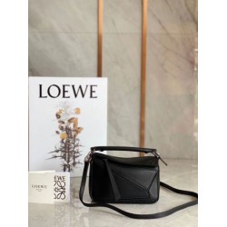 Miglior Falso Loewe Mini Puzzle Borsa Nero Vitello Economiche Premium