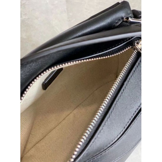 Miglior Falso Loewe Mini Puzzle Borsa Nero Vitello Economiche Premium