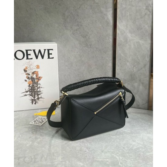 Replica perfetta Loewe Puzzle Piccolo Borsa Nero Vitello con Manico Intrecciato Imitazione Outlet Online