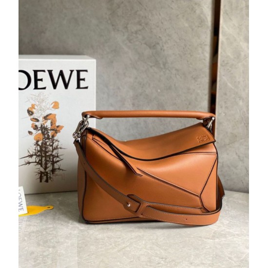 Perfette Qualità Repliche Loewe Puzzle Medium Borsa Brown Classic Calfskin Imitazione