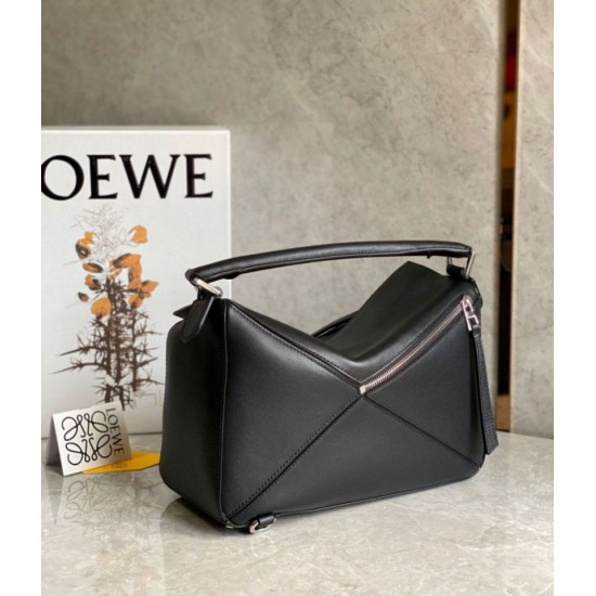 Migliore Repliche Loewe Puzzle Medium Borsa Nero Classico Vitello Economiche Outlet Online