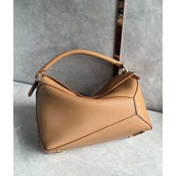Replica perfetta Loewe Puzzle Medium Borsa Toffee Grained Calfskin Imitazione Outlet Online