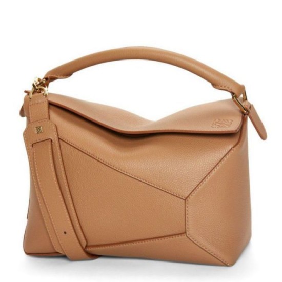 Replica perfetta Loewe Puzzle Medium Borsa Toffee Grained Calfskin Imitazione Outlet Online