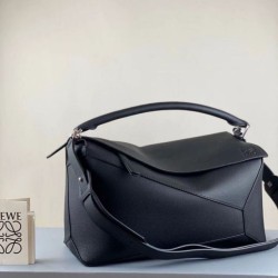 Perfette Qualità Repliche Borsa Puzzle grande Loewe Nera grana Imitazione