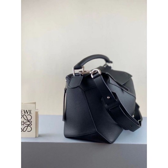 Perfette Qualità Repliche Borsa Puzzle grande Loewe Nera grana Imitazione