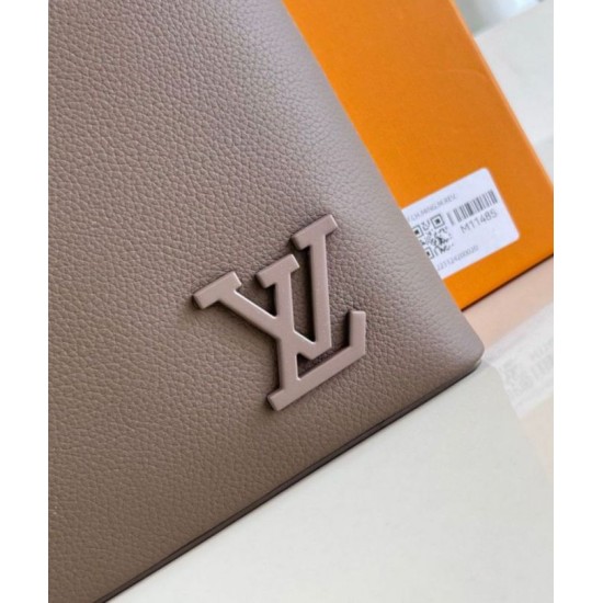 Replica perfetta Louis Vuitton Takeoff Pouch LV Aerogram moka M11485 Imitazione Outlet Online