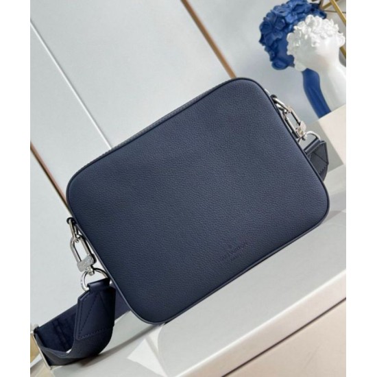 Miglior Falso Borsa a tracolla Louis Vuitton Fastline LV Aerogram blu navy M11600 Economiche Premium