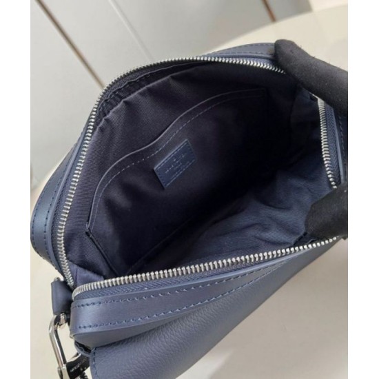 Miglior Falso Borsa a tracolla Louis Vuitton Fastline LV Aerogram blu navy M11600 Economiche Premium