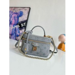 Migliore Repliche Louis Vuitton Vanity Chain Pouch vitello monogram M12427 Economiche Outlet Online