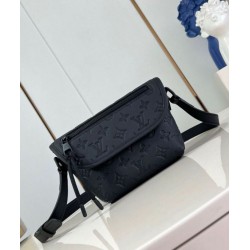 Migliore Repliche Borsa indossabile Louis Vuitton Pulse Monogram Shadow nera Economiche Outlet Online