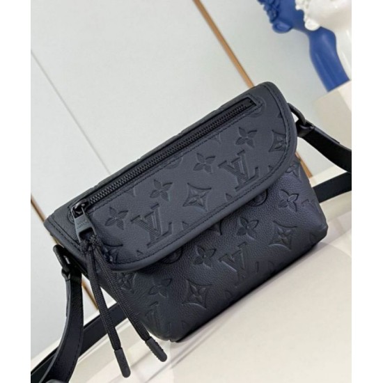 Migliore Repliche Borsa indossabile Louis Vuitton Pulse Monogram Shadow nera Economiche Outlet Online