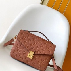 Migliore Repliche Louis Vuitton Pochette Metis Monogram Empreinte M12711 Economiche Outlet Online