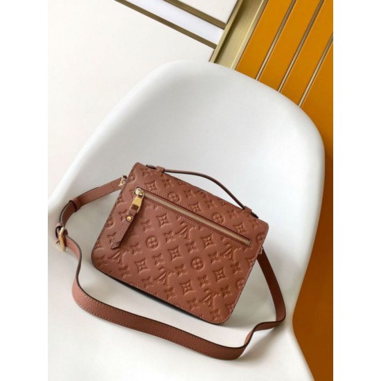 Louis Vuitton Pochette Metis Monogram Empreinte M12711 Replica originale di alta qualità Migliore Repliche Louis Vuitton Pochette Metis Monogram Empreinte M12711 Economiche Outlet Online