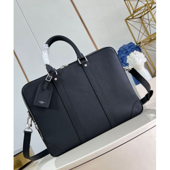 Repliche Louis Vuitton Porte Documents Voyage GM Taiga nera M30967 Imitazioni Premium Miglior Falso Louis Vuitton Porte Documents Voyage GM Taiga nera M30967 Economiche Premium