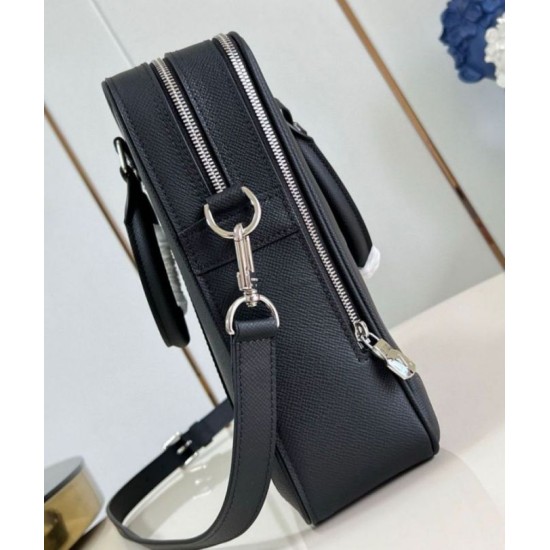 Repliche Louis Vuitton Porte Documents Voyage GM Taiga nera M30967 Imitazioni Premium Miglior Falso Louis Vuitton Porte Documents Voyage GM Taiga nera M30967 Economiche Premium