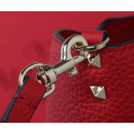 Repliche Valentino Medium Rockstud Tote Rosso Grain Calfskin Imitazioni Premium Miglior Falso Valentino Medium Rockstud Tote Rosso Grain Calfskin Economiche Premium