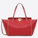 Repliche Valentino Medium Rockstud Tote Rosso Grain Calfskin Imitazioni Premium Miglior Falso Valentino Medium Rockstud Tote Rosso Grain Calfskin Economiche Premium