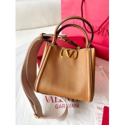 Migliore Repliche Valentino Alltime Piccolo Borsa Marrone vitello granata Economiche Outlet Online