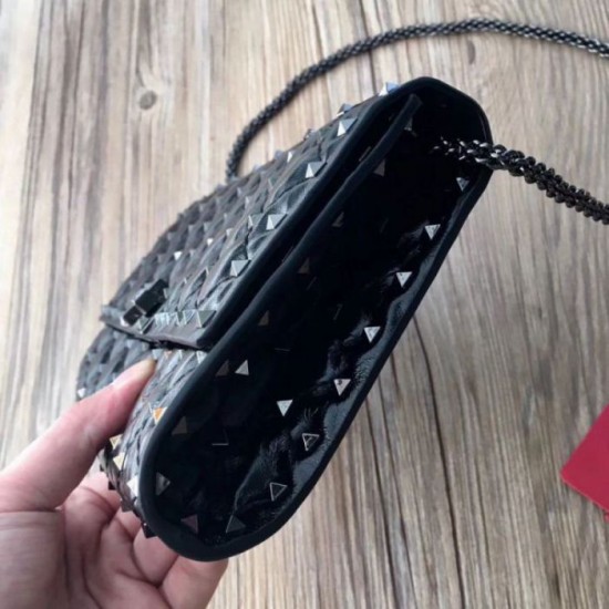 Perfette Qualità Repliche Valentino Rockstud Spike Chain Clutch Agnello Crespo Imitazione