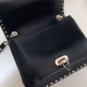 Perfette Qualità Repliche Valentino Rockstud Crossbody Borsa Nero Vitello Imitazione Replica perfetta Valentino Rockstud Crossbody Borsa Nero Vitello Imitazione Outlet Online
