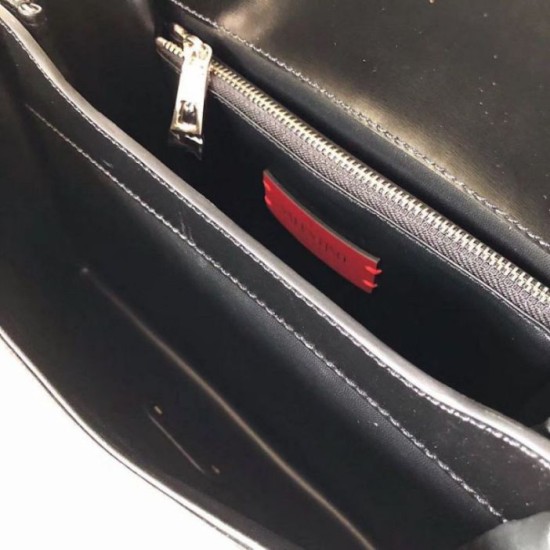 Perfette Qualità Repliche Valentino Rockstud Crossbody Borsa Nero Vitello Imitazione Replica perfetta Valentino Rockstud Crossbody Borsa Nero Vitello Imitazione Outlet Online