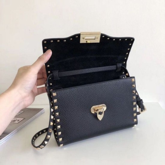 Replica perfetta Valentino Rockstud Piccolo Crossbody Borsa Nero Granulato Imitazione Outlet Online