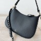 Replica perfetta Valentino Rockstud Piccolo Hobo Borsa Nero vitello granata Imitazione Outlet Online