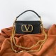 Perfette Qualità Repliche Valentino Loco Piccolo Borse a tracolla Nero Vitello Imitazione Perfette Qualità Repliche Valentino Loco Piccolo Borse a tracolla Nero Vitello Imitazione