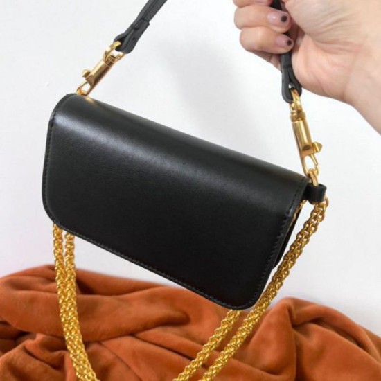 Perfette Qualità Repliche Valentino Loco Piccolo Borse a tracolla Nero Vitello Imitazione Perfette Qualità Repliche Valentino Loco Piccolo Borse a tracolla Nero Vitello Imitazione