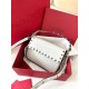 Migliore Repliche Valentino Rockstud Pouch Borsa Bianco Granulato Economiche Outlet Online