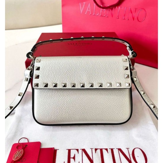 Migliore Repliche Valentino Rockstud Pouch Borsa Bianco Granulato Economiche Outlet Online