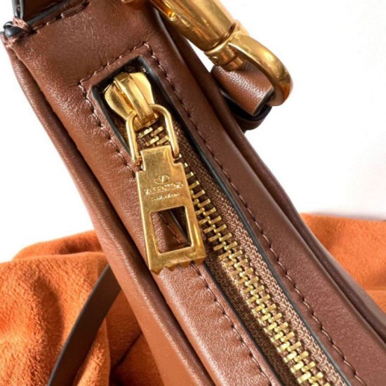 Miglior Falso Valentino Stud Sign Hobo Borsa Marrone Scuro Economiche Premium