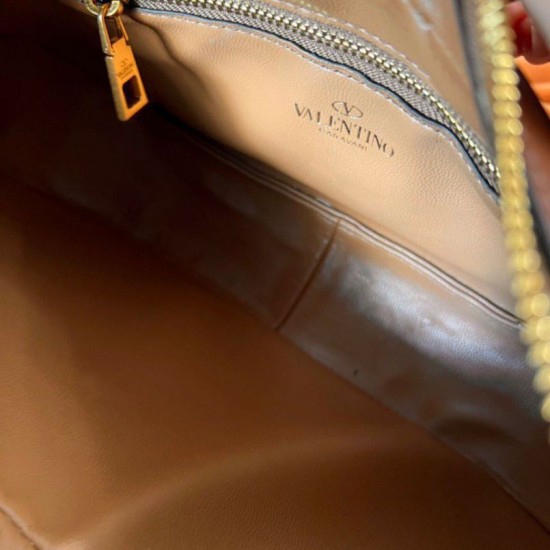 Miglior Falso Valentino Stud Sign Hobo Borsa Marrone Scuro Economiche Premium