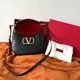 Perfette Qualità Repliche Valentino Stud Sign Hobo Borsa Nero Vitello Imitazione
