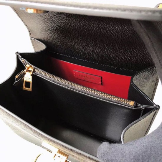 Valentino Vsling Grande Borse a tracolla Nero Vitello Granulato Replica originale di alta qualità Replica perfetta Valentino Vsling Grande Borse a tracolla Nero Vitello Granulato Imitazione Outlet Online