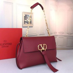 Miglior Falso Valentino Medium VRing Chain Borsa Bordeaux Grainy Calfskin Economiche Premium