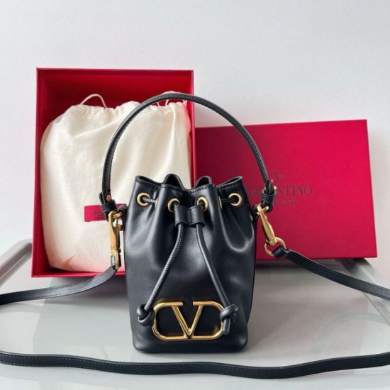 Miglior Falso Valentino VLogo Signature Mini Bucket Borsa Nero Calfskin Economiche Premium