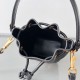 Miglior Falso Valentino VLogo Signature Mini Bucket Borsa Nero Calfskin Economiche Premium