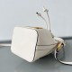 Repliche Valentino VLogo Signature Mini Bucket Borsa Bianco Calfskin Imitazioni Premium Perfette Qualità Repliche Valentino VLogo Signature Mini Bucket Borsa Bianco Calfskin Imitazione