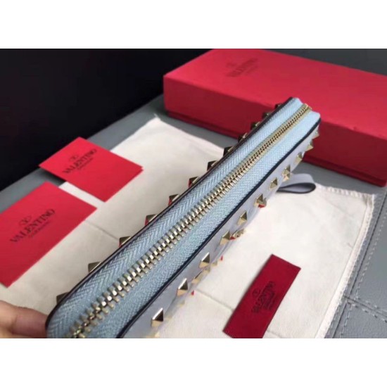 Replica perfetta Valentino Rockstud Spike Zip Portafoglio Sky Blue Agnello Imitazione Outlet Online