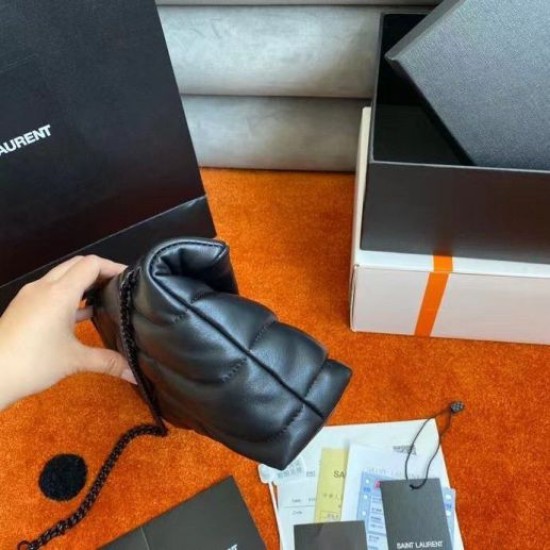 Miglior Falso Borsa Saint Laurent So Nero Puffer Toy agnello nera Economiche Premium