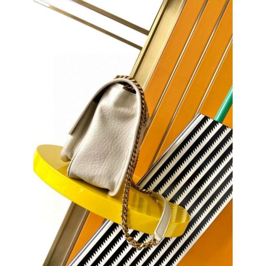 Migliore Repliche Borsa media Saint Laurent Niki a catena agnello martellata bianca Economiche Outlet Online