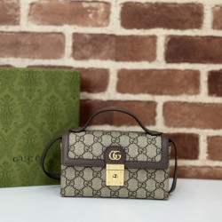 Replica Gucci 837466 Borsa a tracolla maxi Softbit oversize in suede Marrone Imitazione