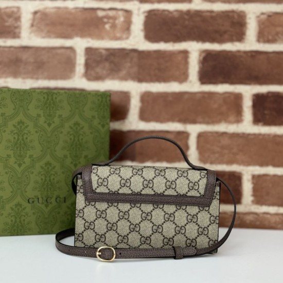 Replica Gucci 837466 Borsa a tracolla maxi Softbit oversize in suede Marrone Imitazione