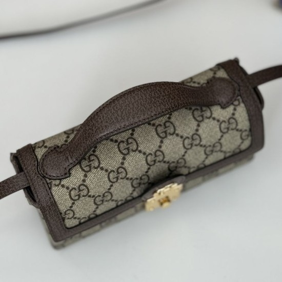 Replica Gucci 837466 Borsa a tracolla maxi Softbit oversize in suede Marrone Imitazione