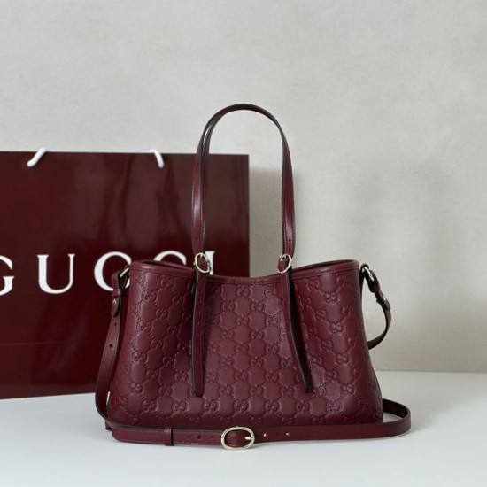 Replica Gucci 815214 Borsa tote media GG Emblem in pelle goffrata nera Imitazione