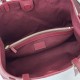 Replica Gucci 815214 Borsa tote media GG Emblem in pelle goffrata nera Imitazione