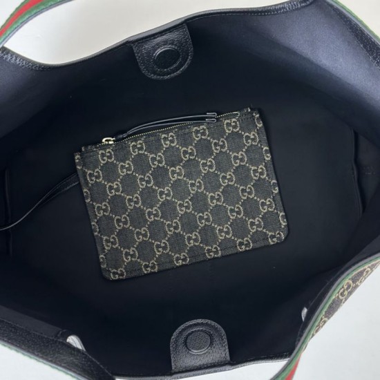 Replica Gucci 815214 Borsa tote media GG Emblem in pelle goffrata rossa Imitazione
